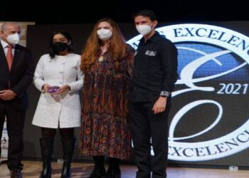 Panamá recibe Premio Excelencias Turísticas