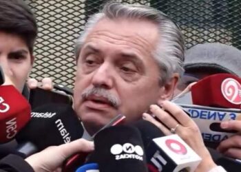 Presidente Alberto Fernández cambia de estrategia para mejorar sus comunicaciones