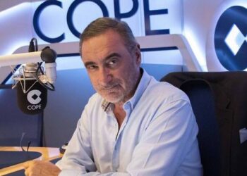 El rey Juan Carlos reaparece junto a Carlos Herrera