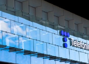 Telefónica multiplica por cinco su beneficio neto en 2021 hasta los 8.137 millones de euros