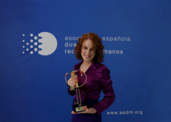 Gloria Lomana, premiada por la Asociación Española de Directores de Recursos Humanos como líder en gestión de personas