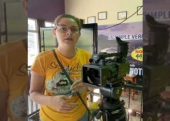 Periodista nicaragüense huye de su país por agresiones de la policía