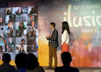 Macmillan Education impulsa el diálogo de la comunidad educativa para abordar los desafíosdel sector