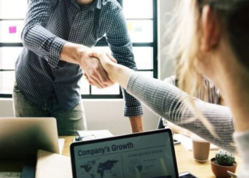 Ofertas de empleo en Comunicación: LLYC, Ogilvy, Kreab…