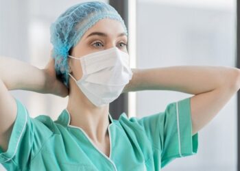 Más de 20.000 enfermeros de toda España solicitan poder jubilarse de manera anticipada