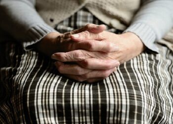 Expertos reclaman un “modelo uniforme” en los servicios sociosanitarios