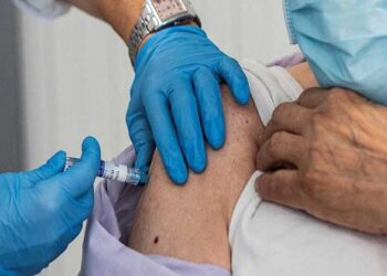 Sanidad aplaza la segunda dosis de refuerzo en los mayores de 80 años hasta otoño