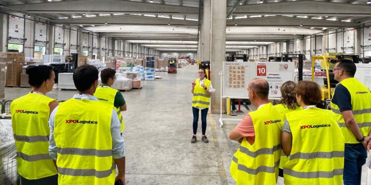 XPO Logistics abre sus centros de Bilbao y Valencia a estudiantes de máster