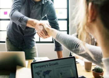 Ofertas de empleo en Comunicación: LLYC, Roman, Ogilvy…