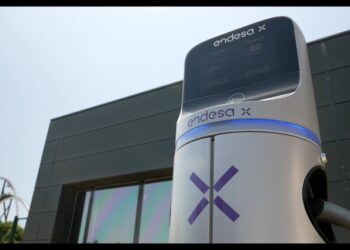 Endesa X Way y PortAventura World crean uno de los mayores hubs de recarga para coche eléctrico