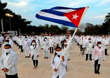 Prisoners Defenders descubre el lado oscuro de las misiones médicas cubanas