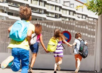 Idealo: Cada padre invertirá una media de 425 € por hijo en el regreso a las aulas