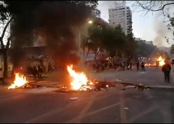 Las mujeres iraníes continúan reclamando un cambio real