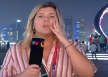 Roban a periodista argentina cuando hacía transmisión en Qatar