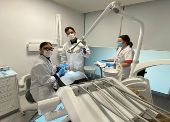 Apertura de la Unidad de Tratamiento de Estética Dental en Olympia