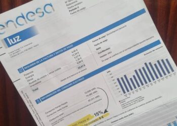 La factura de la luz, la máxima preocupación de los españoles de cara a la cuesta de enero