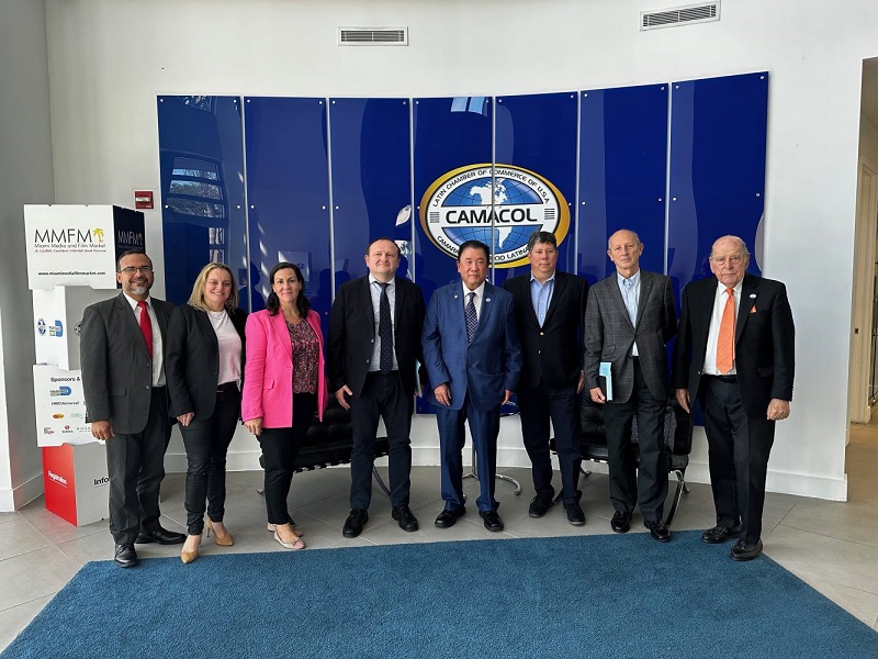 Visita delegación MIA en MIAMI
