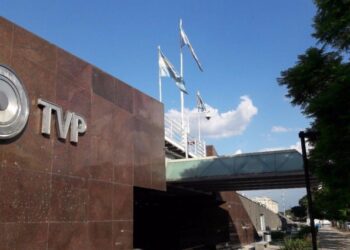 ¡Arde Argentina! un gerente de la tv pública cobra $826.500 y no trabaja