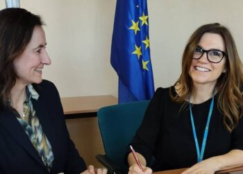 Torres y Carrera se suma a la iniciativa #DóndeEstánEllas