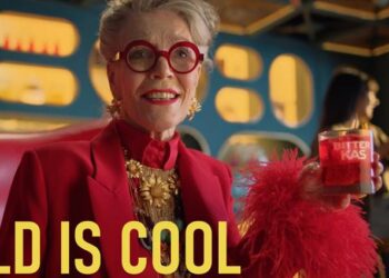 Así es “Old Is Cool”, la campaña de Bitter KAS