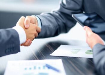 LLYC Argentina: Diez claves para triunfar en la comunicación financiera en tiempos de crisis