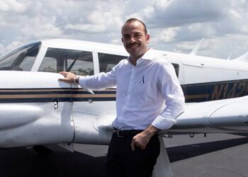 De cómo pilotos españoles entran en el sector aeronáutico en Estados Unidos