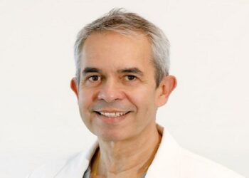 El Dr. Jiménez Acosta, se incorpora a Clínica Dermatológica Internacional