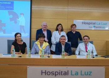 El Hospital La Luz apuesta por menjorar el conocimiento sobre el alzheimer
