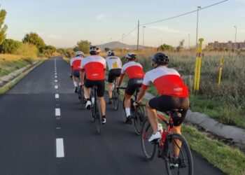 Johnson & Johnson recorre 128.000 km en bicicleta para colaborar con UNICEF