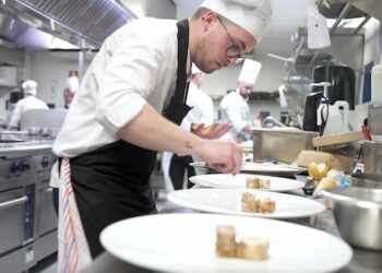 Le Cordon Bleu Madrid publica los 50 nombres que competirán por el Premio Promesas de la alta cocina 2024