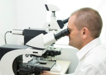 Un proyecto europeo para optimizar la determinación del biomarcador ESR1 en biopsia líquida