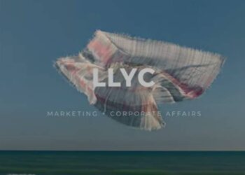 #LetsFlyLLYC: Así presenta LLYC su nueva oferta de negocio