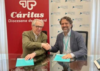 Fundación Jiménez Díaz y Cáritas colaboran para formar en atención a personas mayores