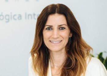 Dra. María Valero: “En España no existe sector en el que la mujer haya avanzado tanto como en el sanitario”