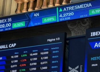 El Ibex sube y se aproxima a los 10.700 puntos