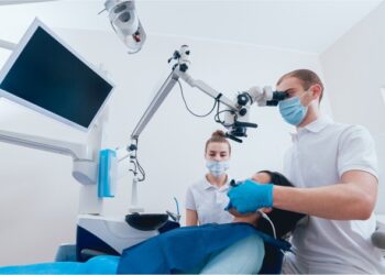 Más de 70 profesionales se reúnen para aunar conocimientos sobre Cirugía Oral y Maxilofacial