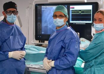 El Hospital La Luz firma con éxito una intervención de cardiología intervencionista
