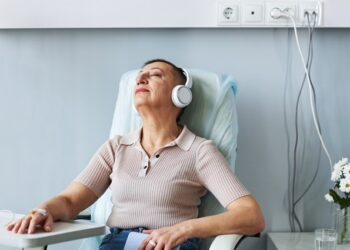 Un estudio del Instituto de Investigación de la Fundación Jiménez Díaz demuestra los beneficios de la música en pacientes con leucemia mieloide aguda y trasplantados de médula ósea