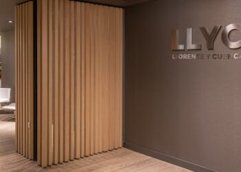 LLYC mejora su previsión de ingresos para 2024