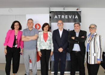 Blanquerna y ATREVIA renuevan el convenio del Máster en Comunicación Corporativa Integral