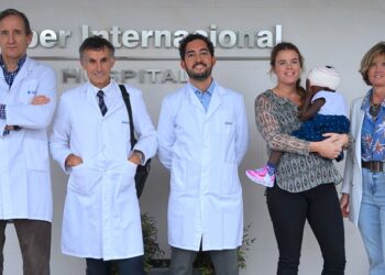 El Hospital Ruber Internacional opera con éxito a una niña con una grave malformación congénita