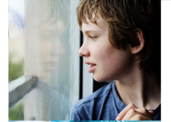 El Hospital público Universitario Rey Juan Carlos subraya la intervención temprana y la educación adaptada como claves para el desarrollo de habilidades críticas en niños con Trastorno del Espectro Autista (TEA)