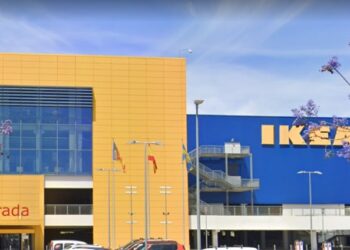 Las deudas de IKEA con los afectados por la DANA: ayudas que no llegan y listas de espera sin prioridad
