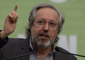 GIRAUTA Y LOS PROGRES VERIFICADORES