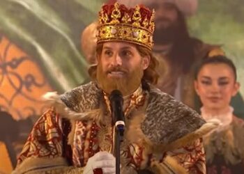 Arden las redes tras la llegada del Rey Gaspar: “¡El año que viene, que cante!”