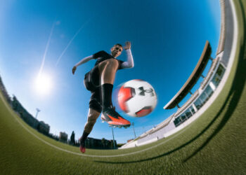 Under Armour lanza las Shadow 3