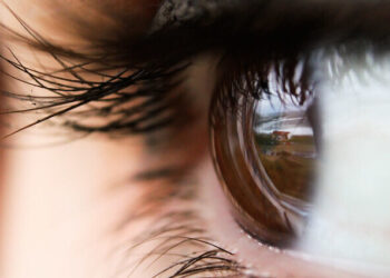 Una de cada tres personas padece sequedad ocular, pero muchas no lo saben