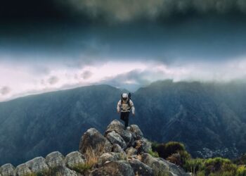 Columbia presenta la nueva colección Hike Dry: Protección infalible ante la lluvia