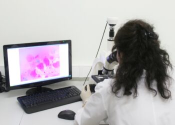 La inmunología del futuro: hacia una medicina más humanizada, precisa y preventiva