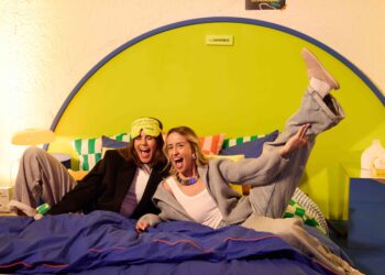 Hot Potatoes celebra su nueva imagen con una “fiesta en casa” y presenta su colección otoño-invierno